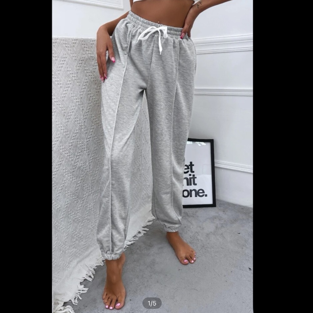 Gray drawstring sweatpants